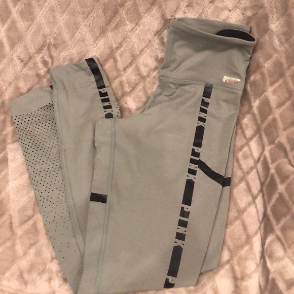 Victoria Secret PINK yoga pants - Picture 1 of 3
